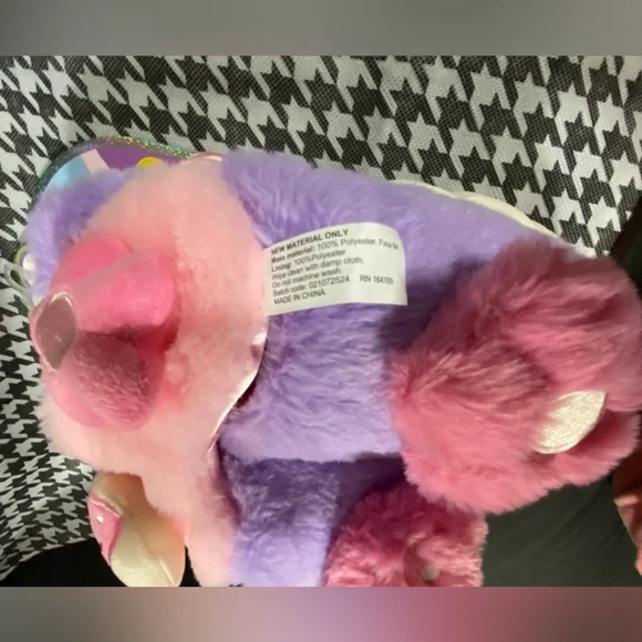 ⭐️New Fluffy Cloud Good Day Slippers & Eye Mask Set M/L - Picture 12 of 12